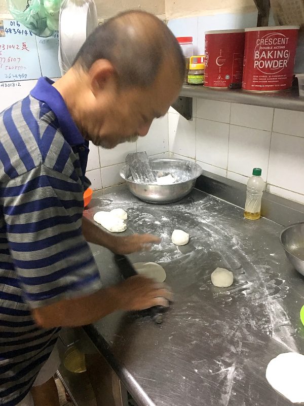 Steamed Chinese Bao, Ck Lam, Gat Lebuh Macallum, Gat Lebuh Maccallum Wholesale Market, Mccallum Wholesale Market, Penang, Penang Food Blog, Traditional Bao Making, What2seeonline.Com,